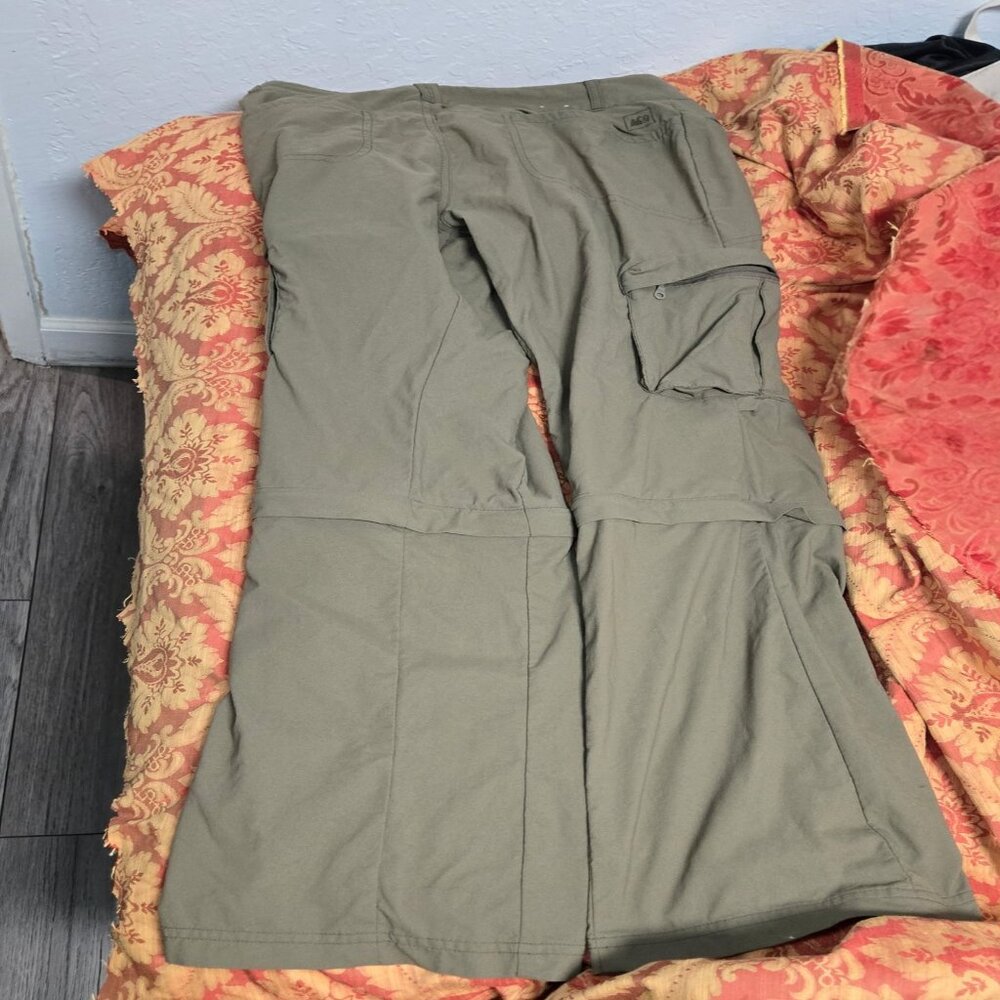 REI Women’s Care Cargo Pants,  2 Petite  – Outdoor Adventure Ready